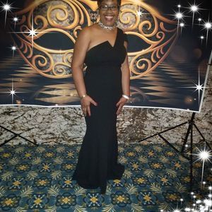 Meet your Posher, Carolyn